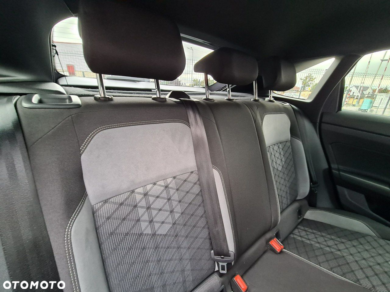 Volkswagen Taigo 1.5 TSI ACT R-Line DSG - 29