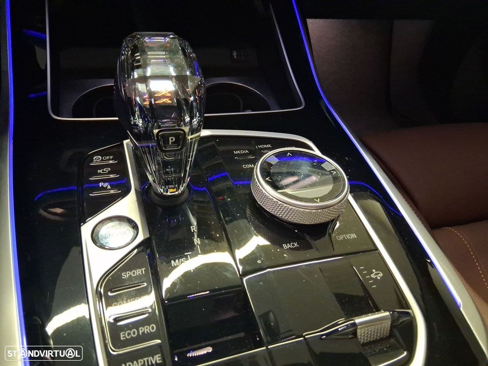 BMW X7 40 d xDrive Pack M - 15