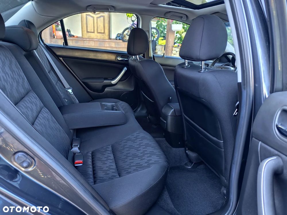 Honda Accord 2.4 i Executive - 8