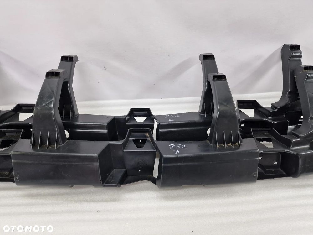 DACIA DUSTER I / I LIFT 09-16 BELKA POD ZDERZAK TYLNI TYLNY TYŁ , NR 850900009R / 850908340R , NR AUKCJI GR252 - 9