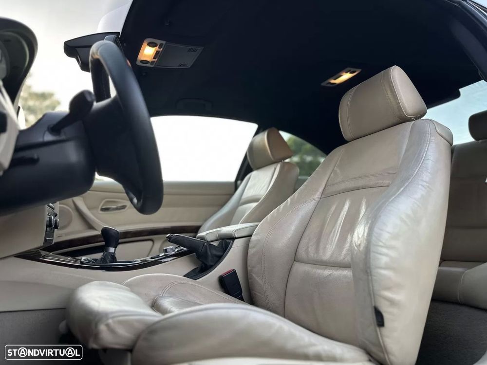 BMW 320 d Coupe - 13