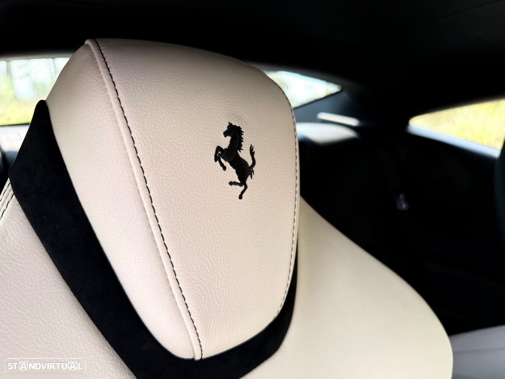 Ferrari Roma 3.9 Twin-Turbo V8 - 21
