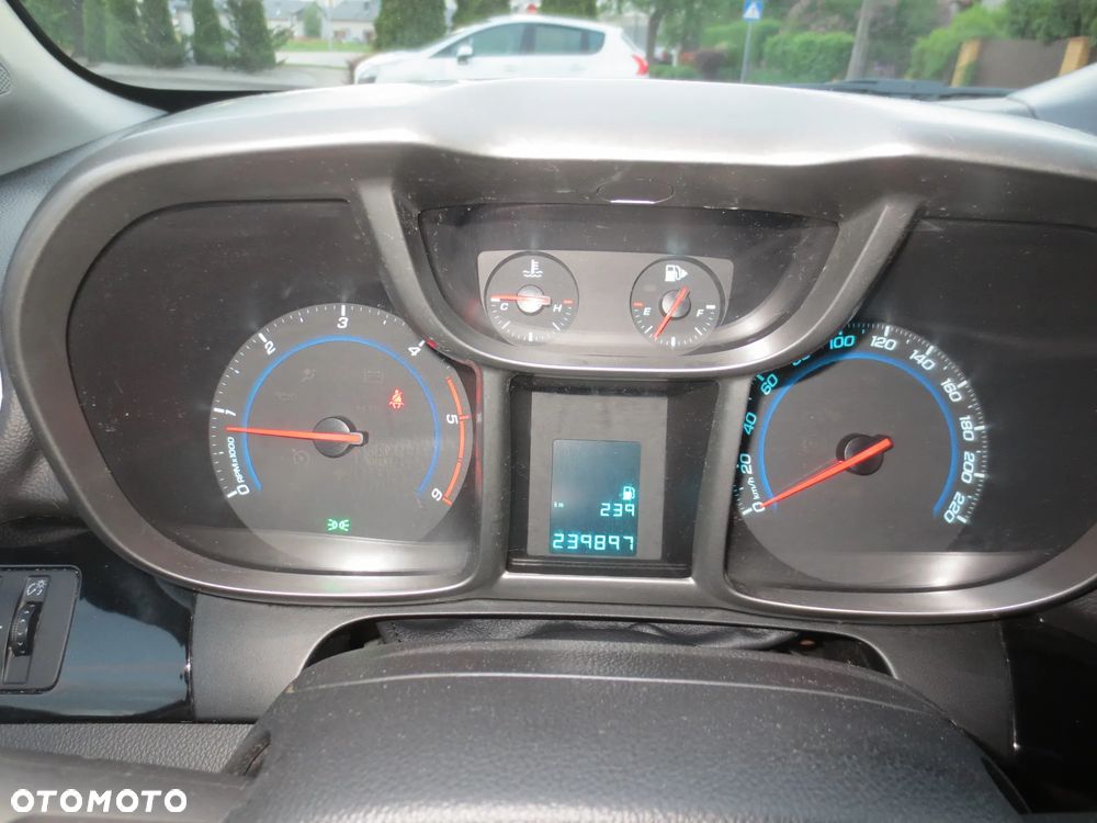 Chevrolet Orlando 2.0 D LT+ - 13