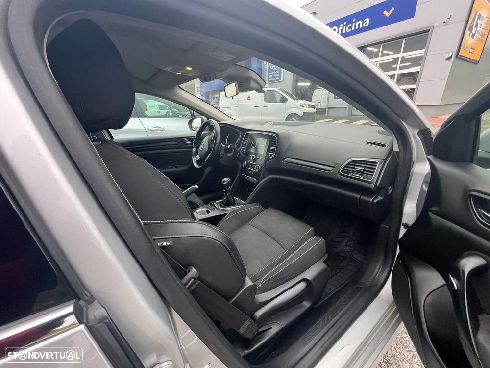 Renault Mégane Sport Tourer 1.5 Blue dCi Zen - 13