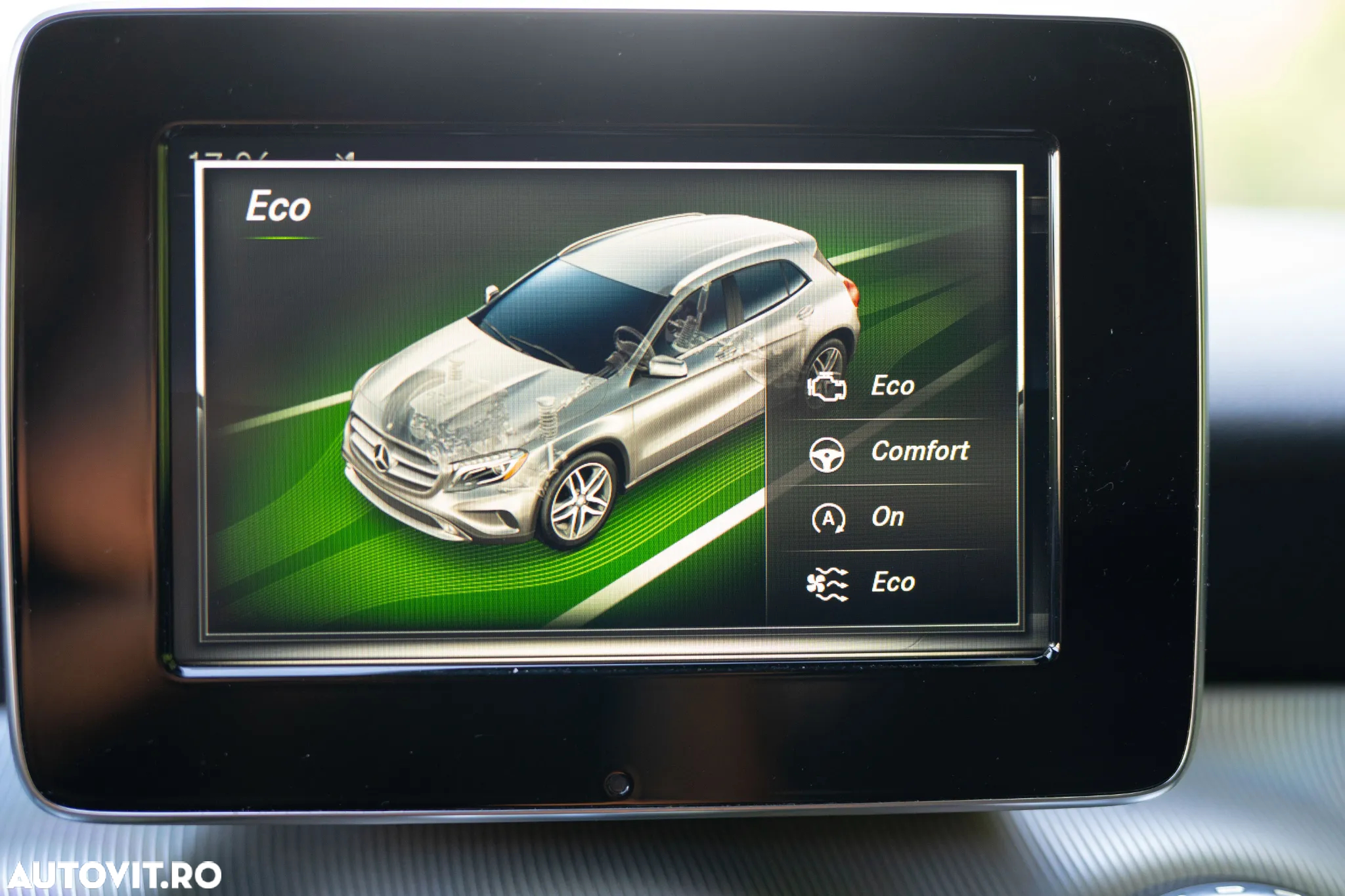 Mercedes-Benz GLA 220 d 7G-DCT UrbanStyle Edition - 21