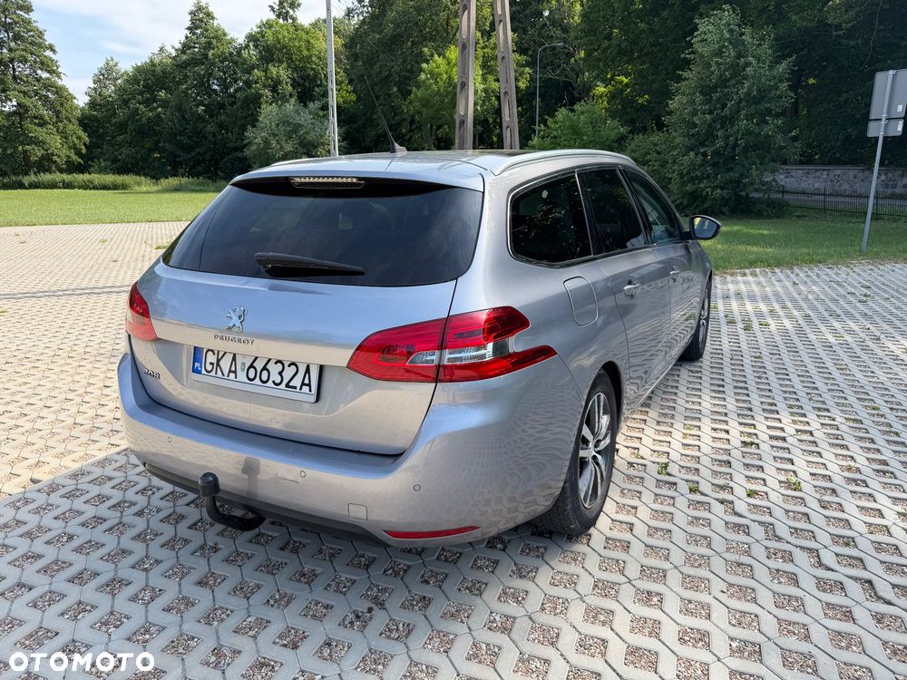 Peugeot 308 1.5 BlueHDi Allure S&S EAT8 - 5