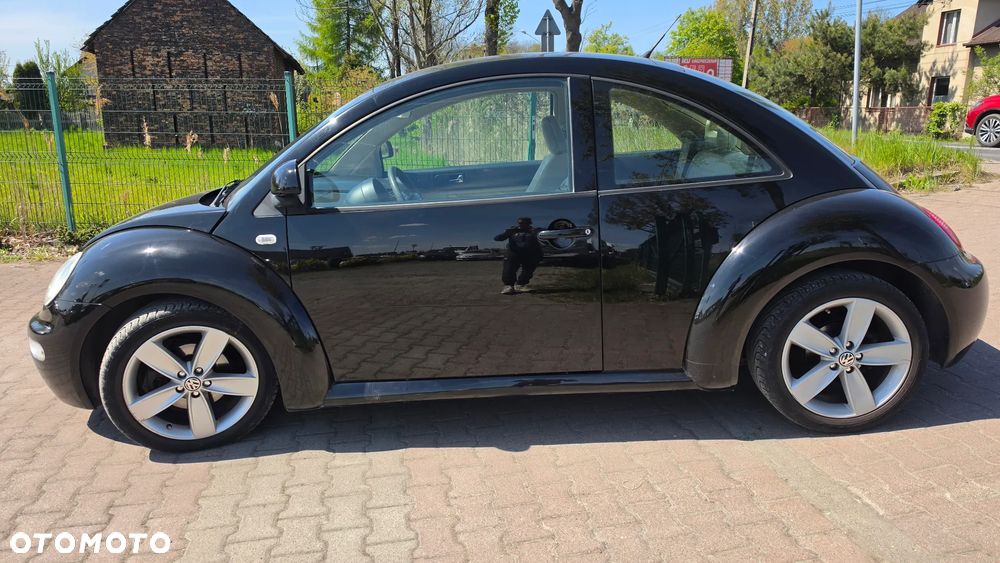Volkswagen New Beetle 2.0 - 16