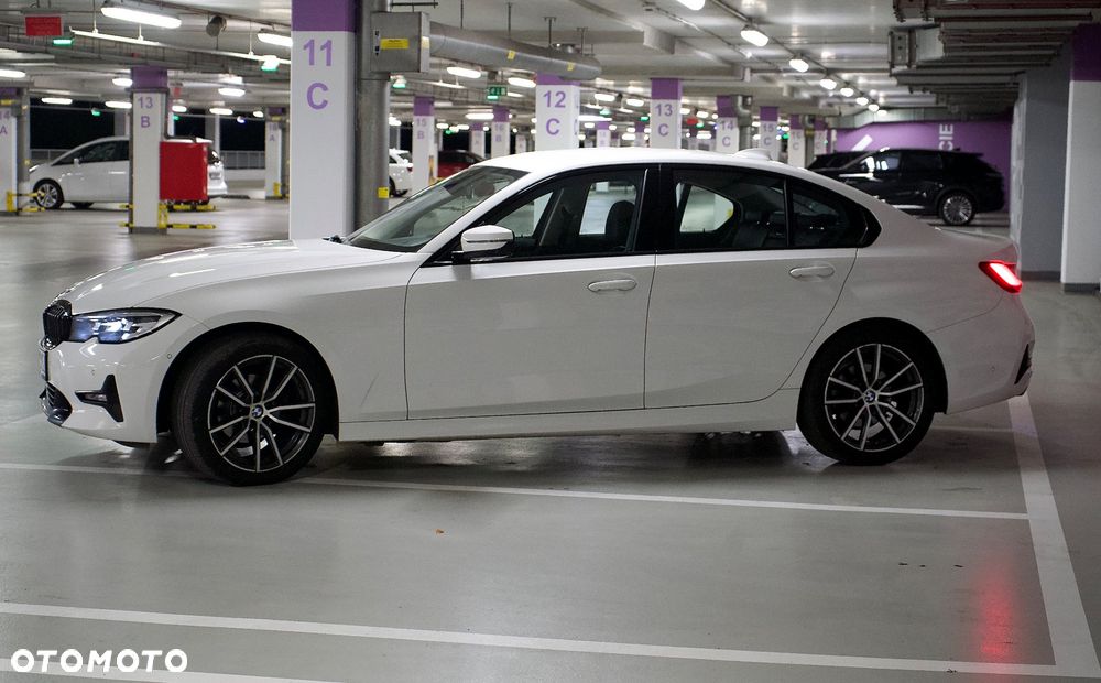 BMW Seria 3 318i Sport Line sport - 5