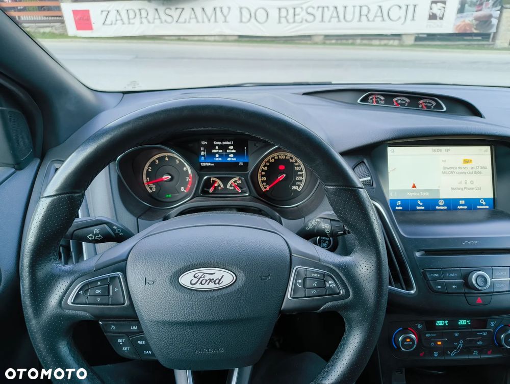 Ford Focus 2.0 EcoBoost ST - 8