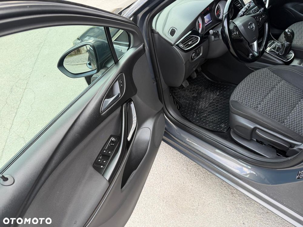 Opel Astra 1.6 BiTurbo D (CDTI) Start/Stop Business - 17