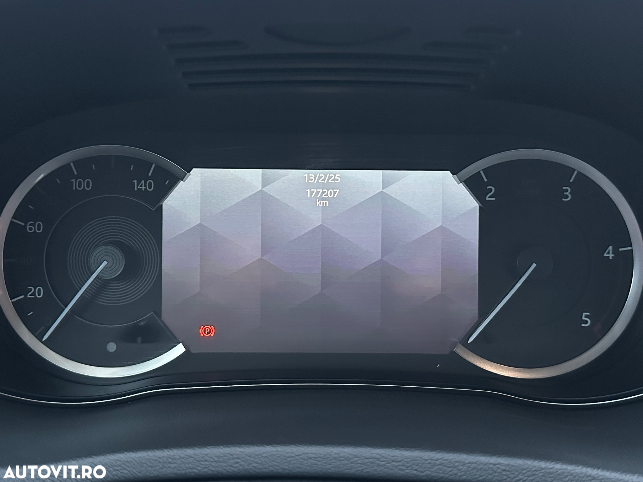 Jaguar E-Pace D165 AWD R-Dynamic - 25