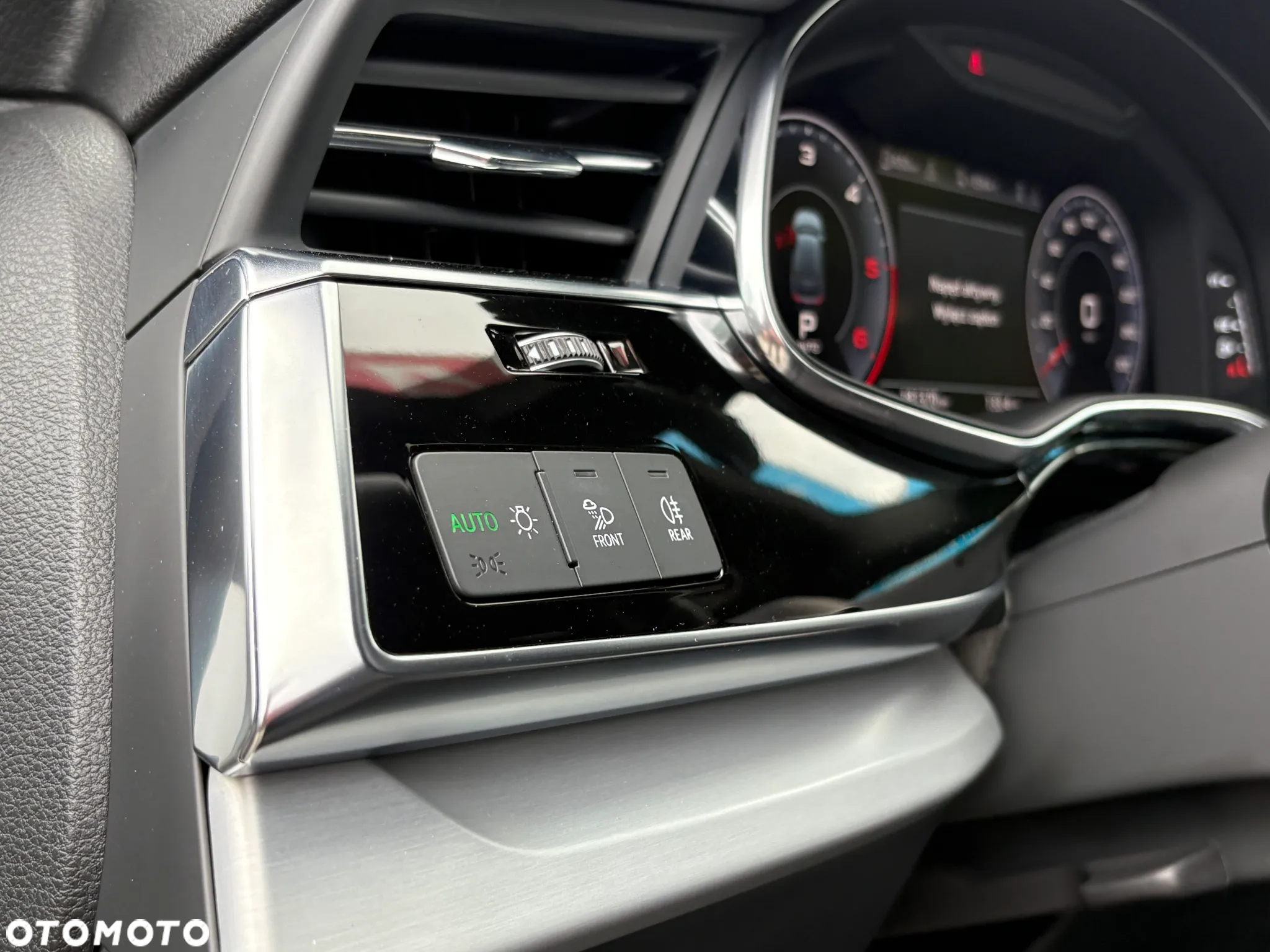 Audi Q8 50 TDI mHEV Quattro Black Edition Tiptronic - 14