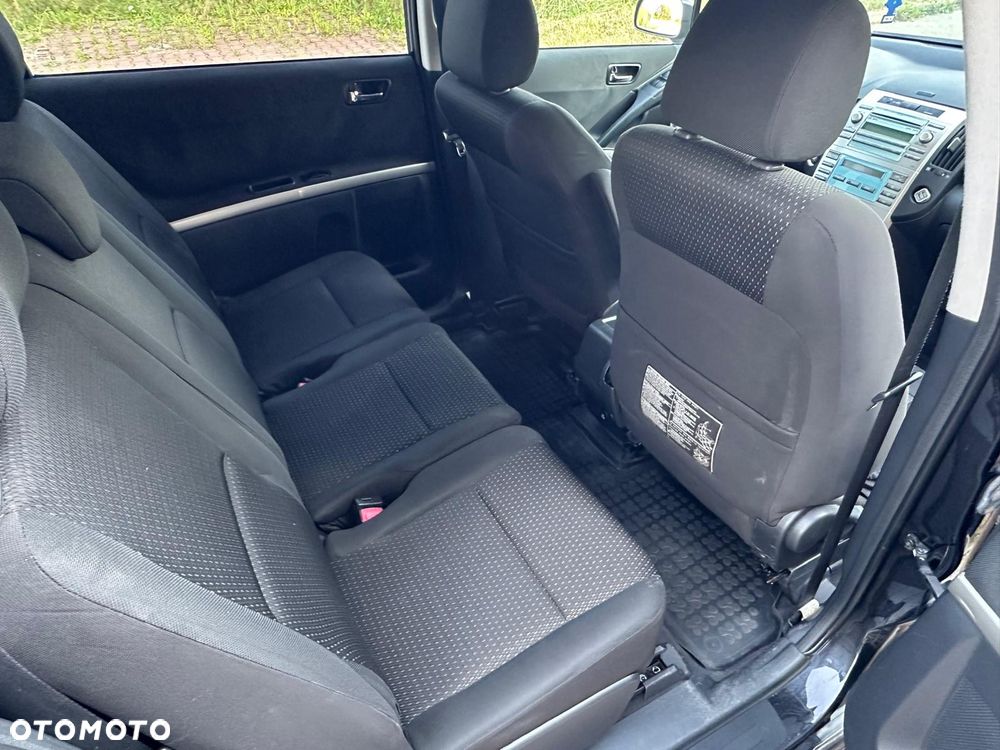 Toyota Corolla Verso 2.2 D-4D Sol - 9