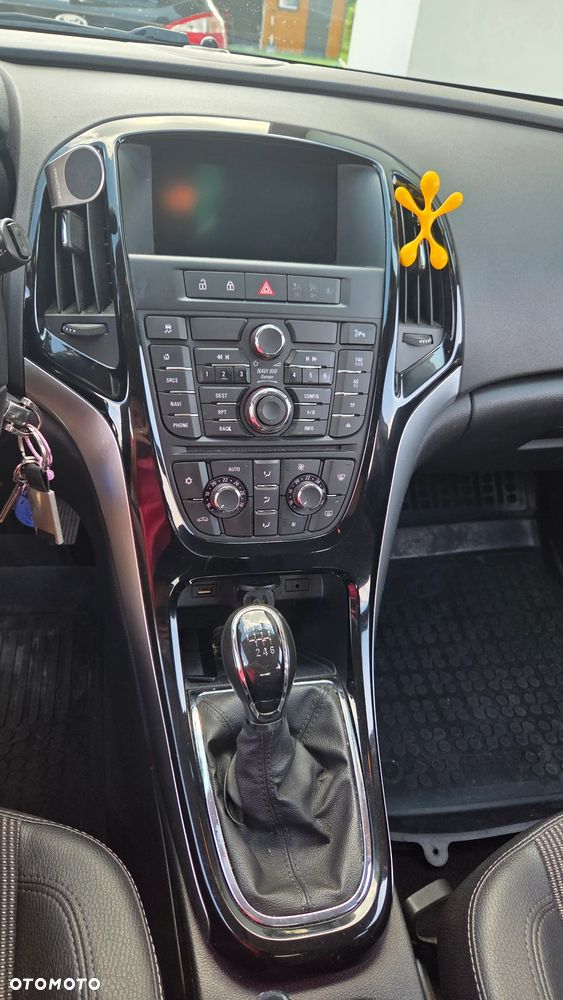 Opel Astra 1.4 T Cosmo - 8
