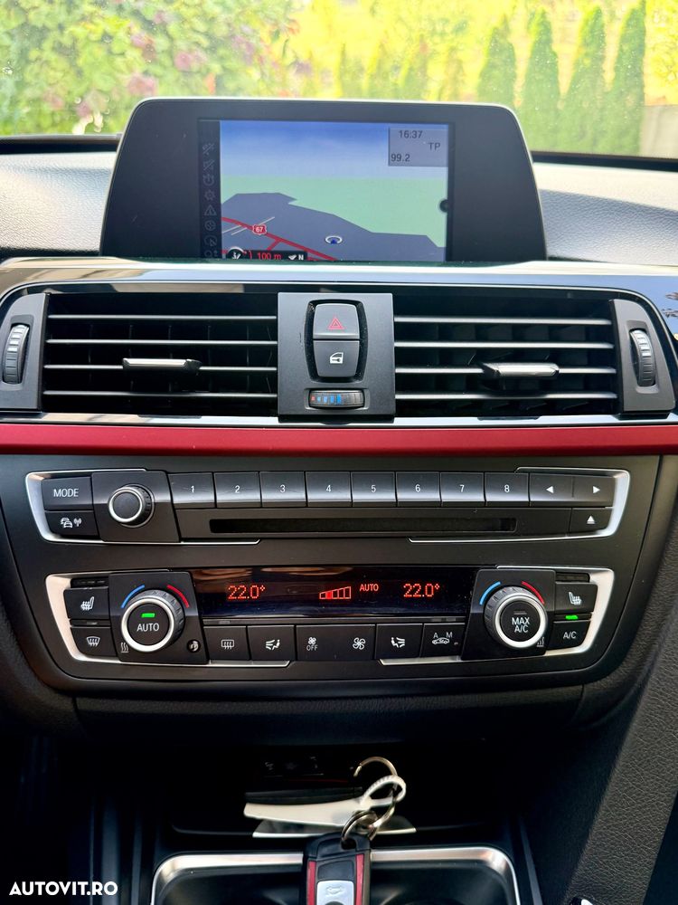 BMW Seria 3 320d Aut. Sport Line - 19