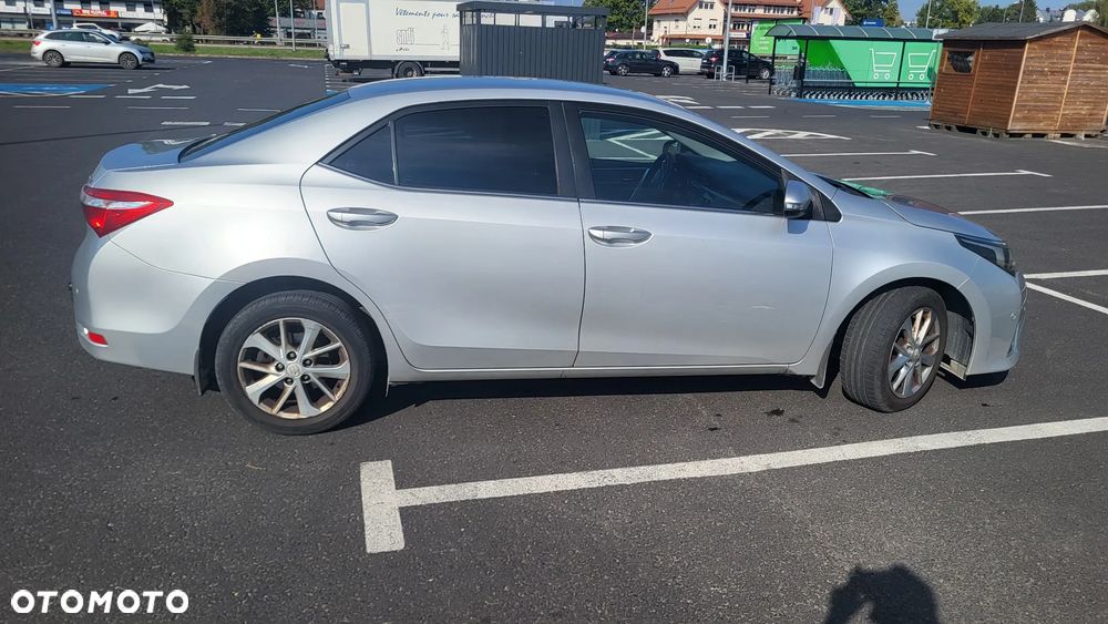 Toyota Corolla 2014 photo 3