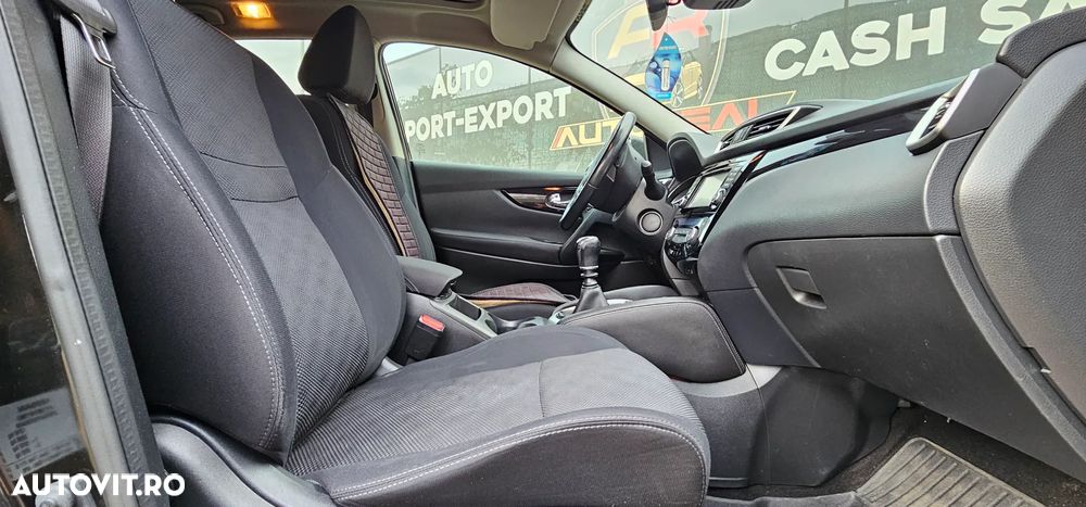 Nissan Qashqai 1.5 DCI Start/Stop Tekna - 10