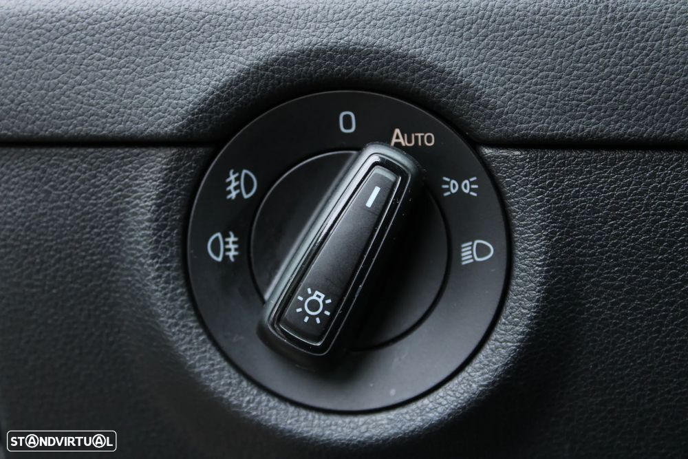 Skoda Octavia Break 1.6 TDi Ambition DSG - 26