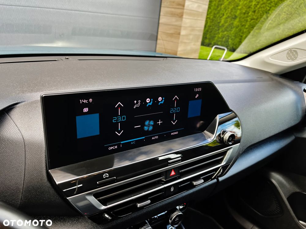 Citroën C4 PureTech 130 Stop&Start FEEL PACK - 27