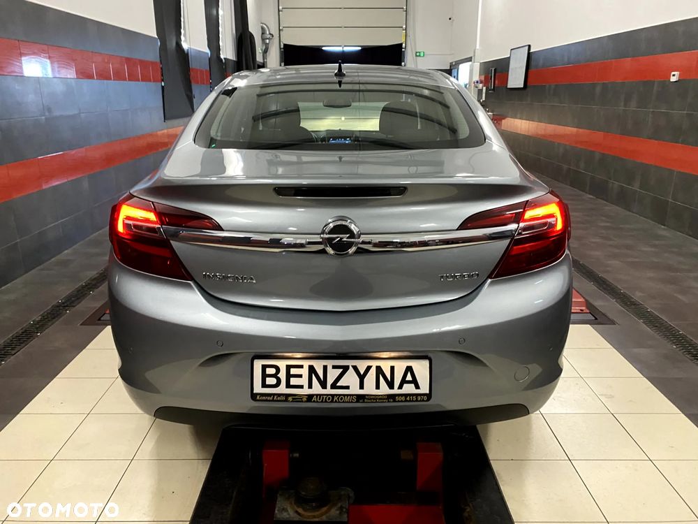 Opel Insignia 1.6 T Cosmo - 12