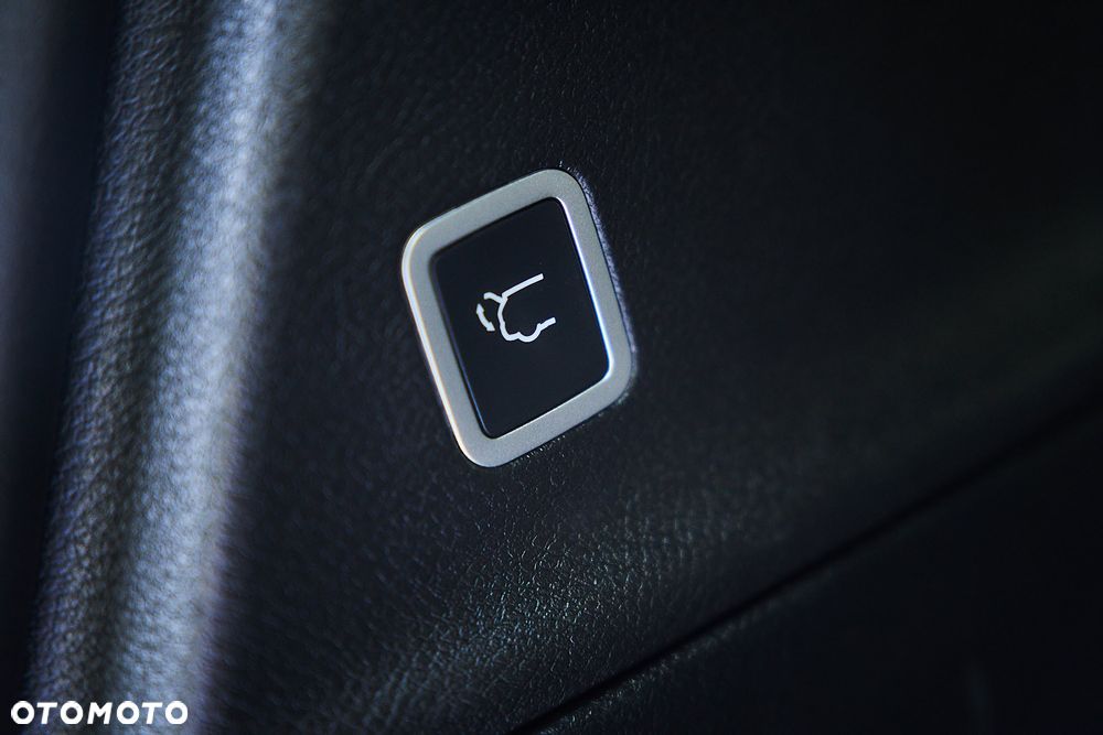 Chrysler Pacifica - 35