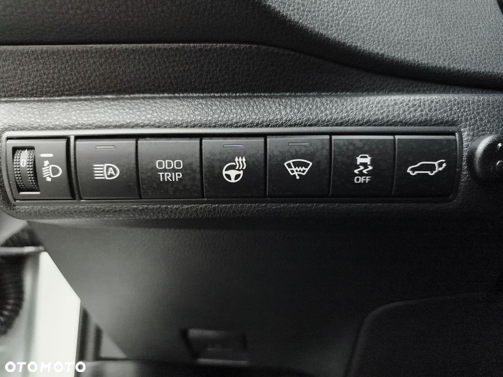 Toyota Corolla - 21