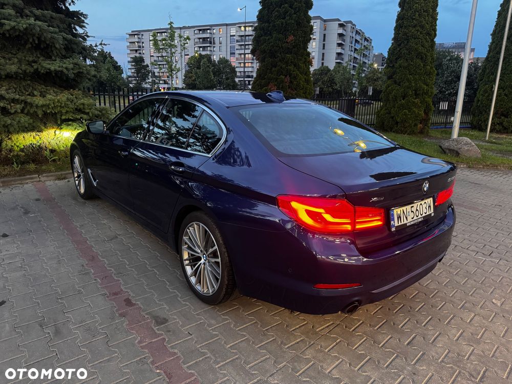 BMW Seria 5 530i xDrive Sport Line sport - 5