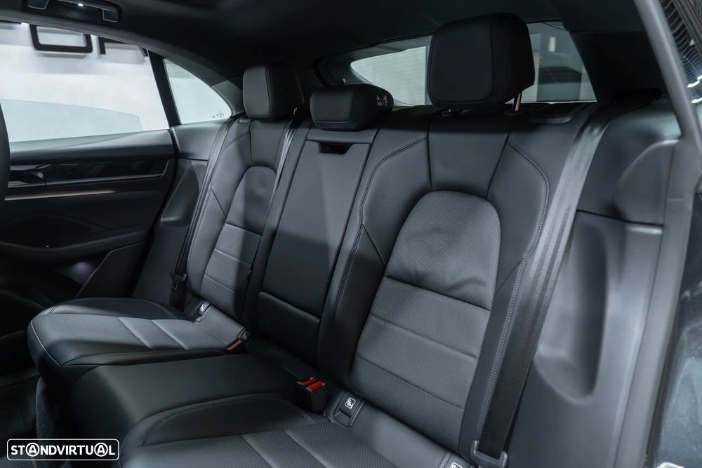 Porsche Macan Electric 4 - 60