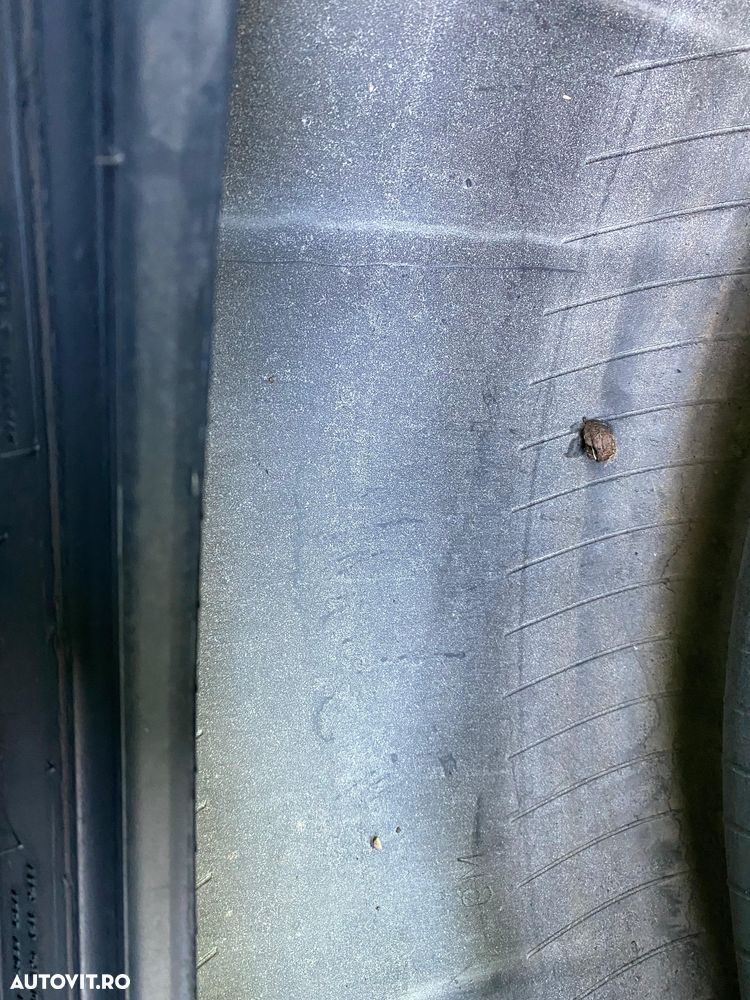 Set 4 anvelope iarna 235 55 R19 Nokian Tyres SUV 4 Dot 4620 si 5120 - 4