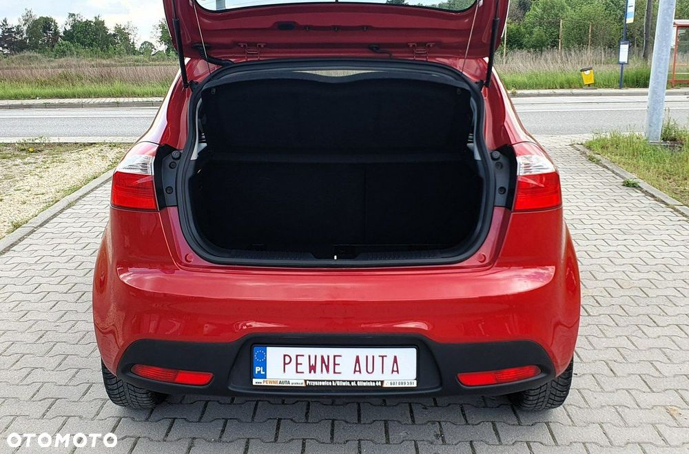 Kia Rio - 18