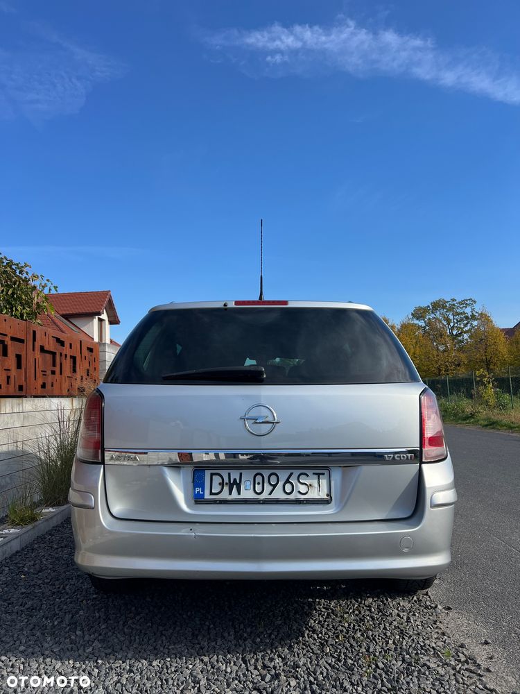 Opel Astra 1.7 CDTI DPF Cosmo - 8