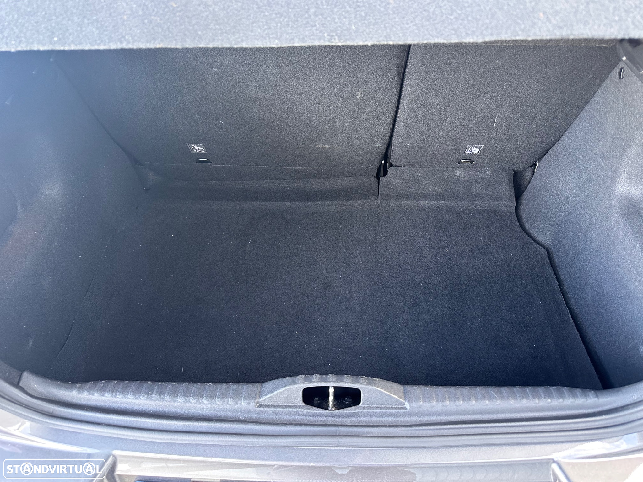 Citroën C3 1.2 PureTech Shine Pack - 13
