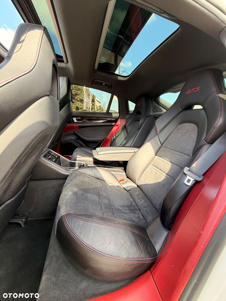 Porsche Panamera 4 - 15