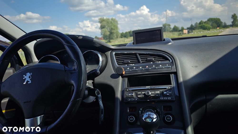 Peugeot 5008 HDI FAP 150 Premium - 17