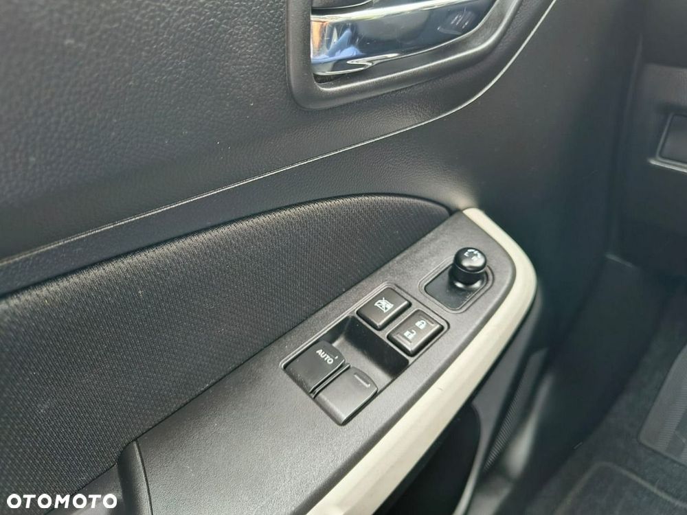 Suzuki Swift 1.2 Dualjet SHVS Premium - 22