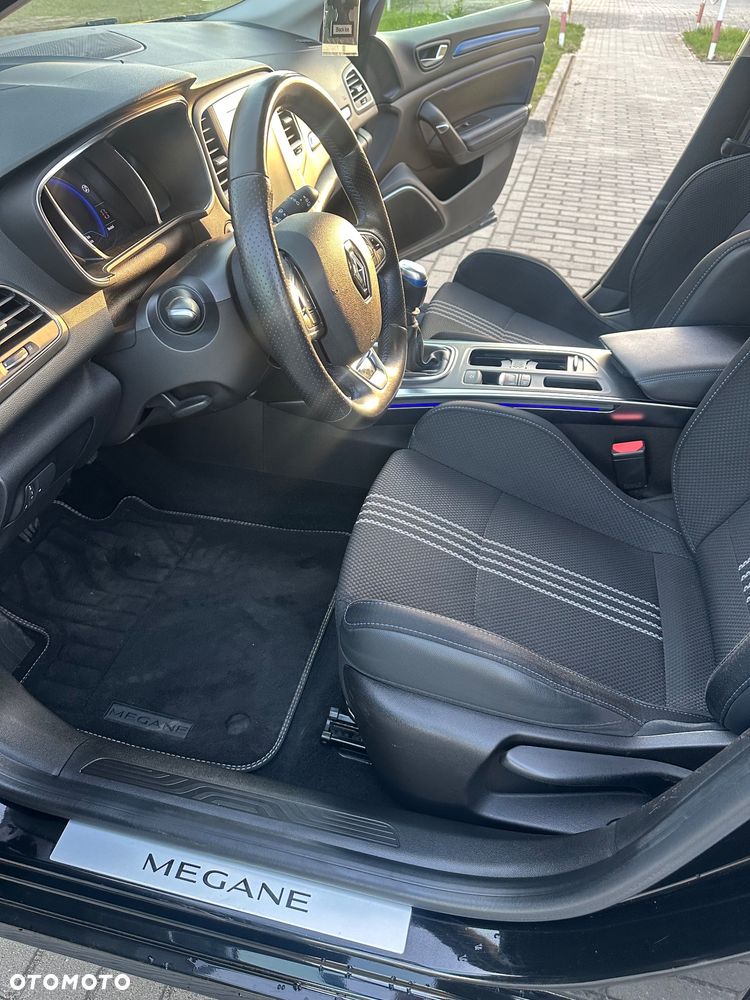 Renault Megane BLUE dCi 115 GT LINE - 26