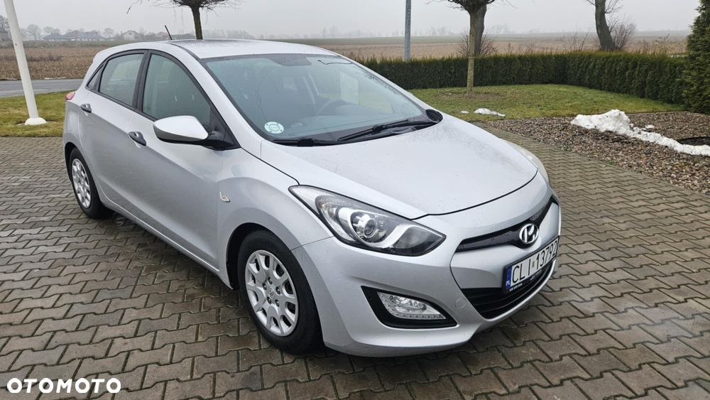 Hyundai i30 blue 1.6 CRDi Classic - 4