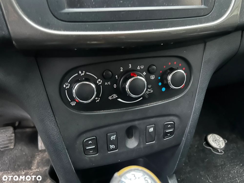Dacia Sandero - 21