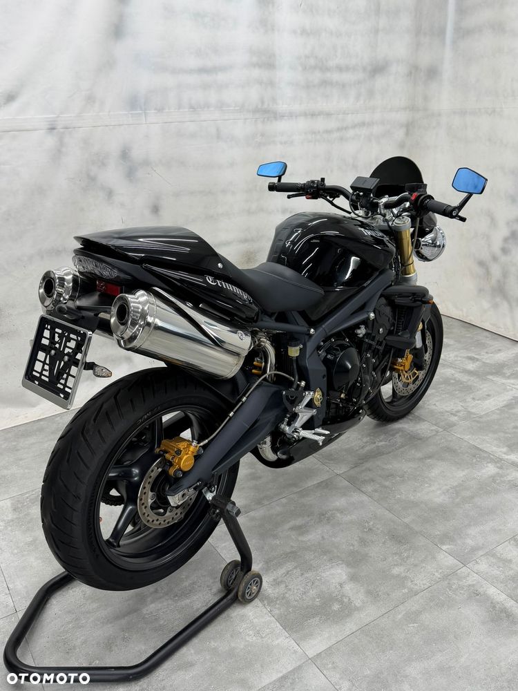 Triumph Street Triple - 9
