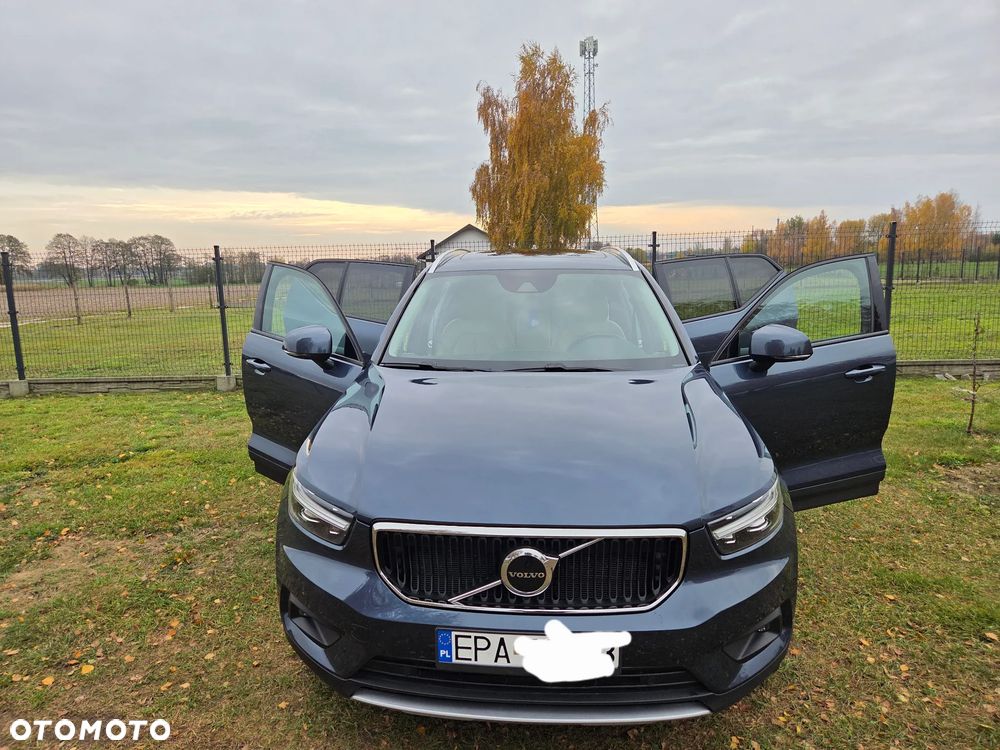 Volvo XC 40 T5 AWD Momentum - 9