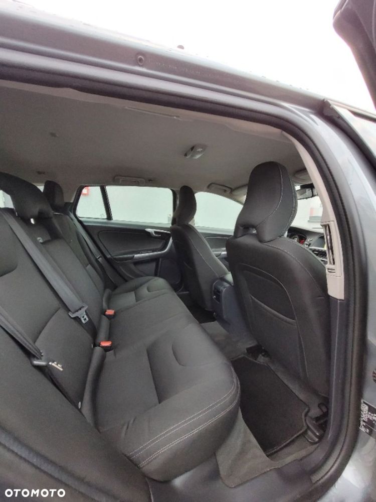 Volvo V60 - 17