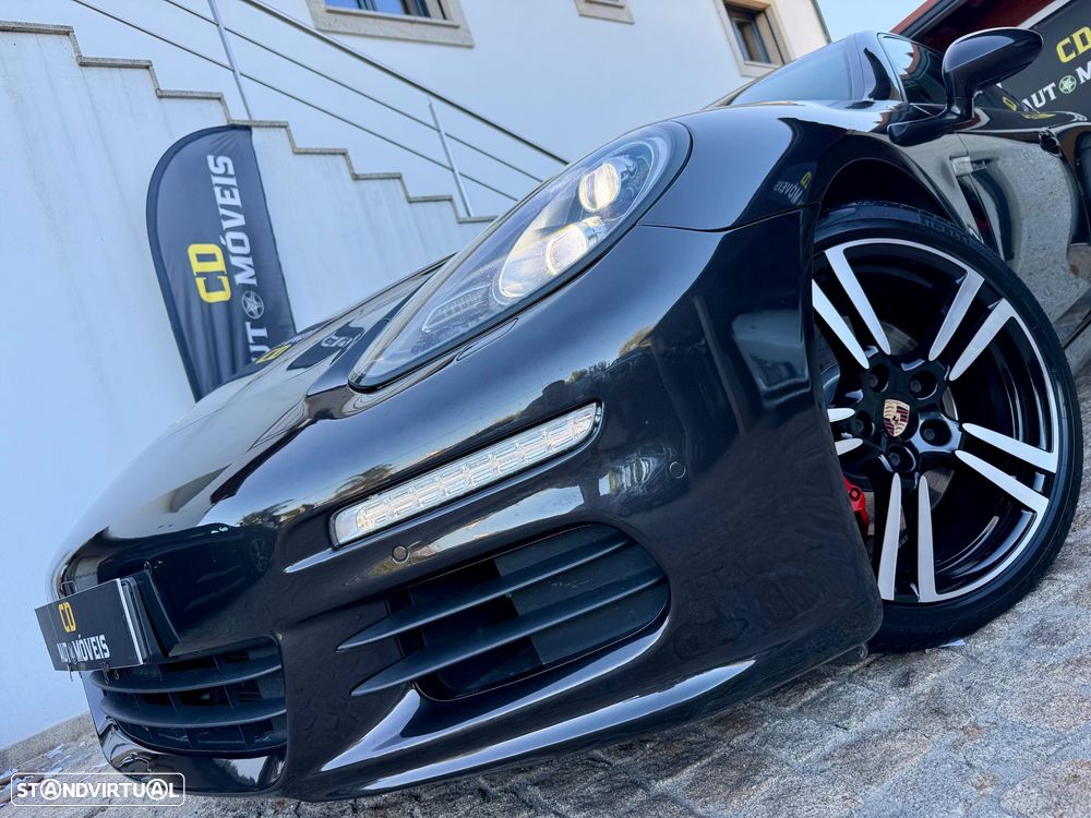 Porsche Panamera Platinum Edition - 1