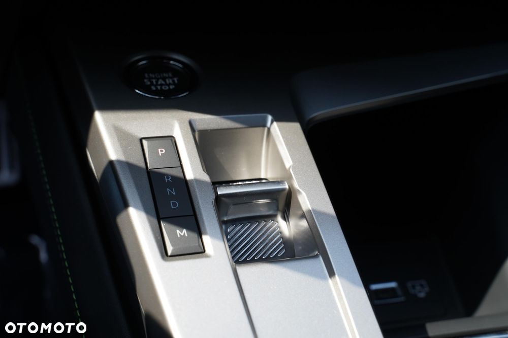 Peugeot 308 1.2 mHEV GT S&S e-DCS6 - 21