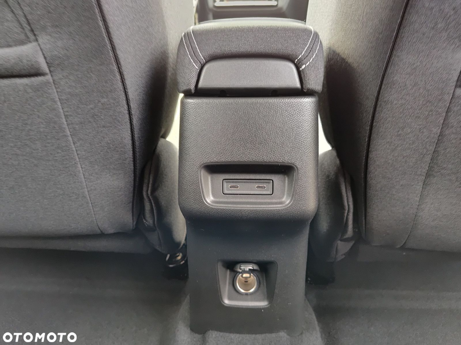 Opel Frontera - 16