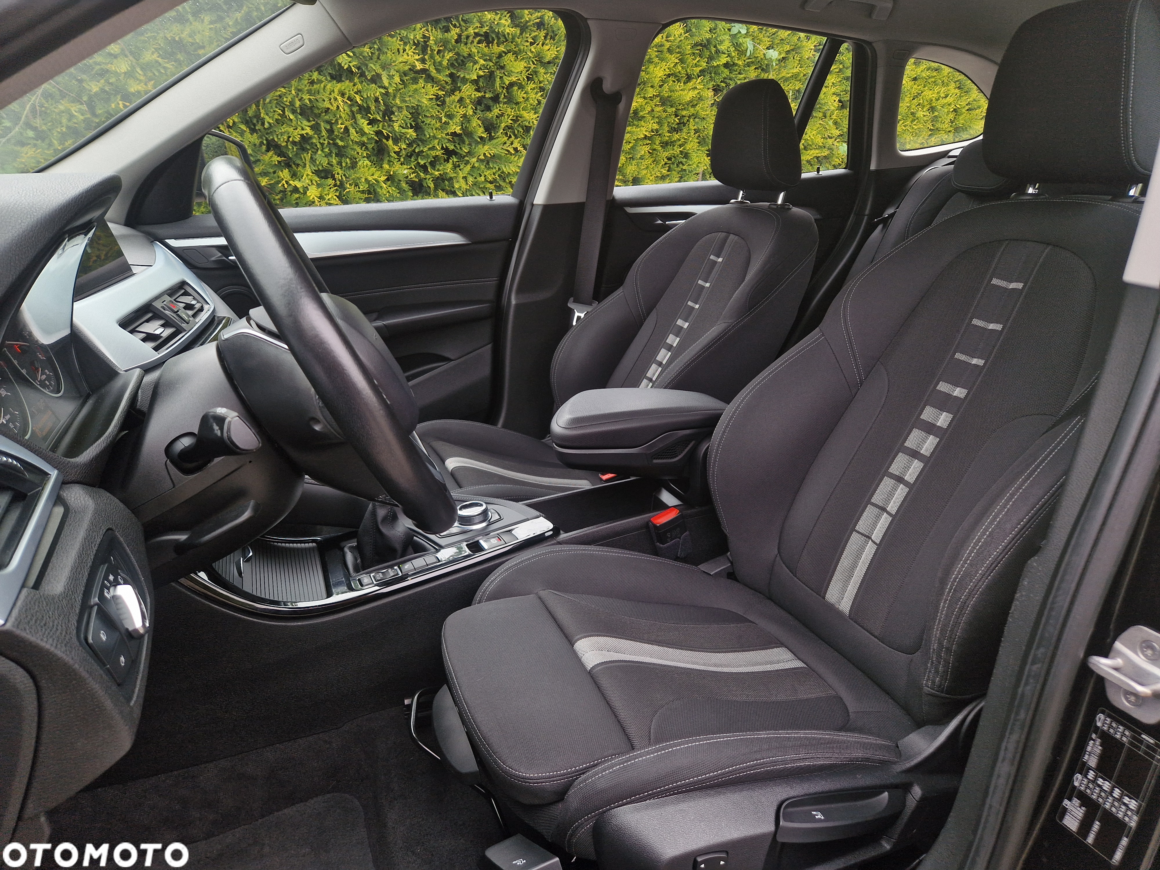 BMW X1 sDrive18d Sport Line - 29