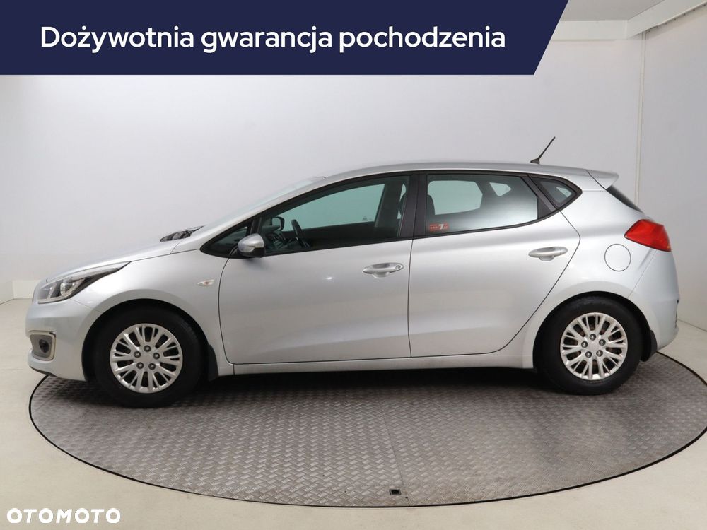 Kia Ceed - 4