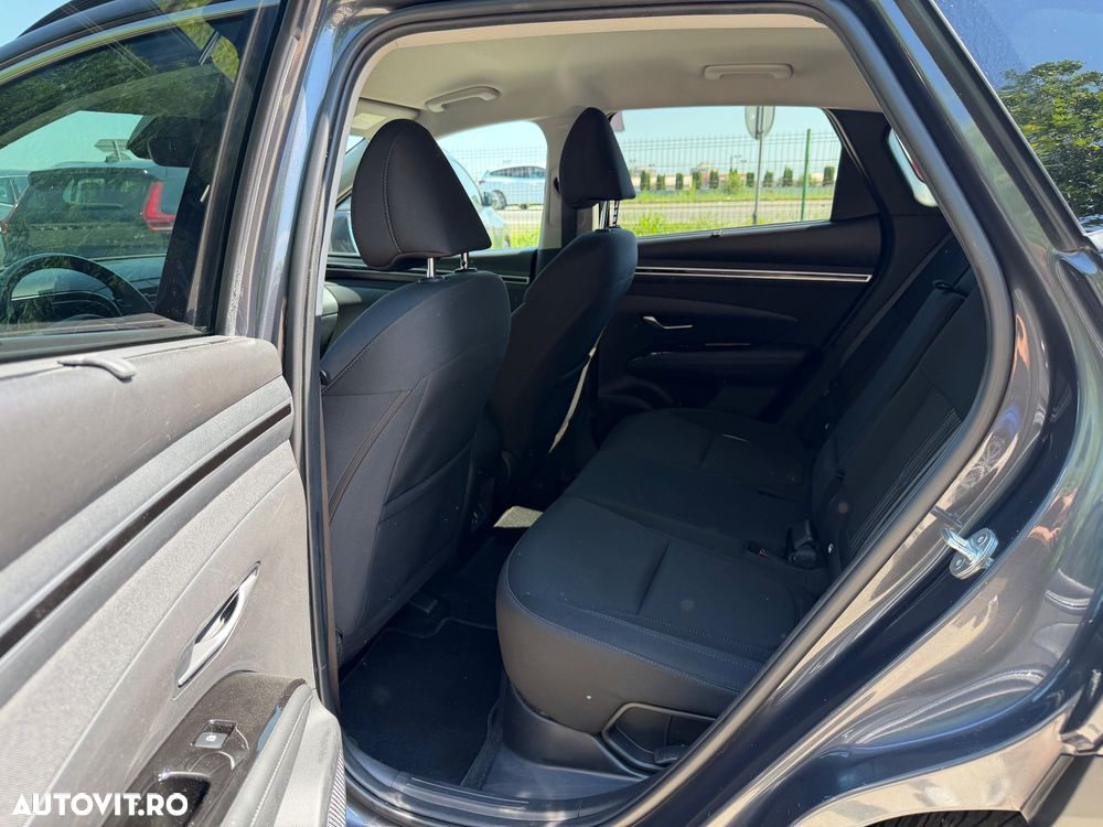 Hyundai Tucson 1.6 T-GDi HEV 2WD Advantage - 29