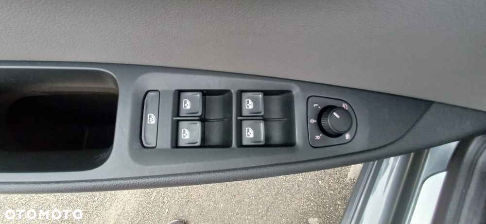 Seat Leon 1.8 TSI Start&Stop DSG XCELLENCE - 24