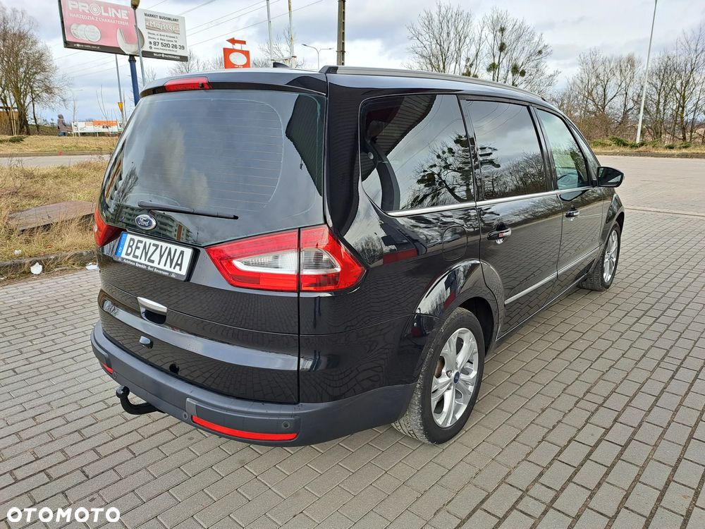 Ford Galaxy - 8