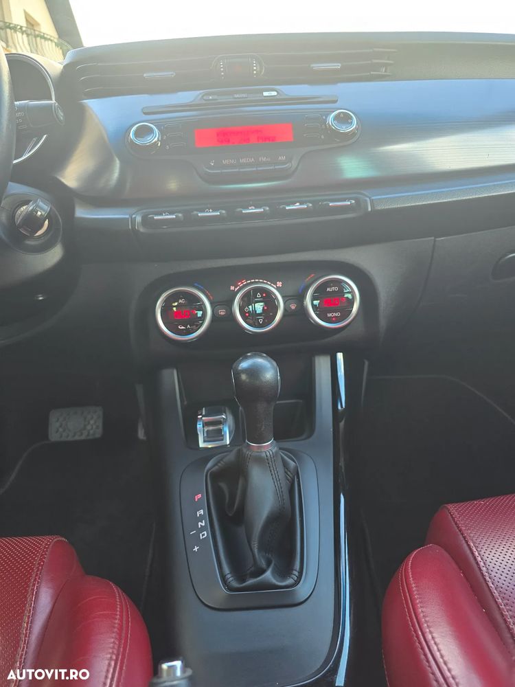 Alfa Romeo Giulietta 2.0 JTDM 16V TCT Turismo - 9